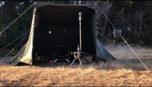 ソロキャンプで大きいテントを使うのってあり？メリットとデメリットを解説！